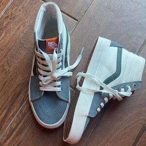 NWOT Vans High-Top Sneakers - Gray and White